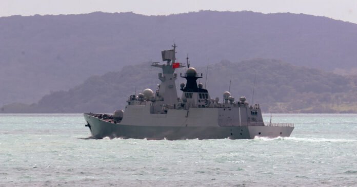 Austrália, Nova Zelândia Alarmada por navios de guerra chineses no mar de Tasman
