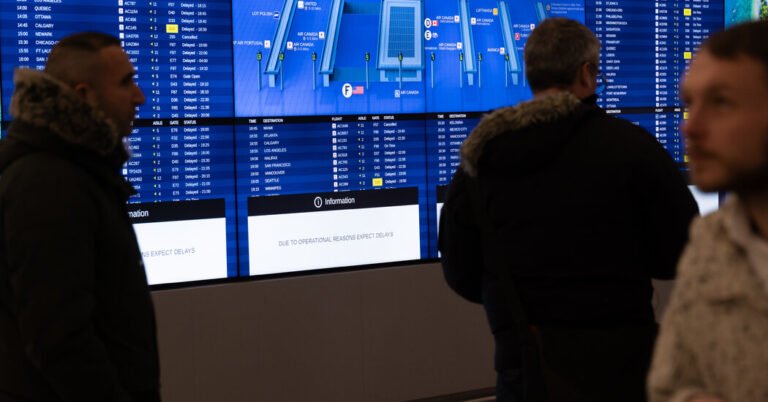 Delta Crash aumenta as interrupções da neve no aeroporto de Toronto
