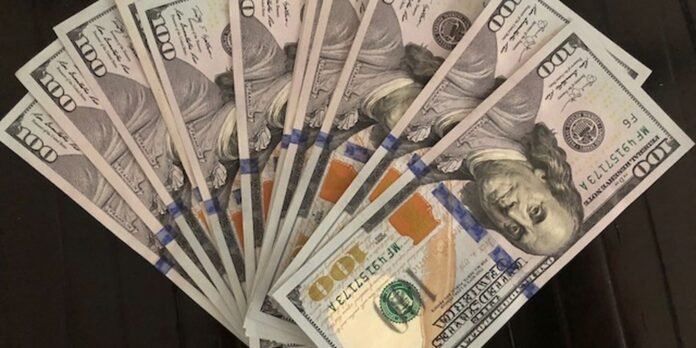 Dolar-encosta-em-R-580-apos-novas-ameacas-de-Trump.jpg Dólar encosta em R$ 5,80 após novas ameaças de Trump