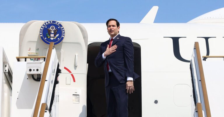 Em comentários particulares sobre a Rússia, Rubio tenta tranquilizar os europeus
