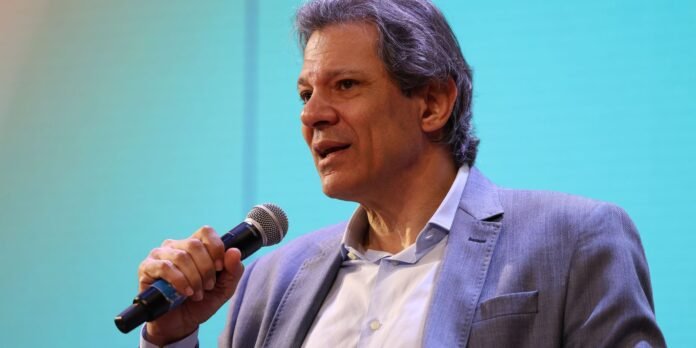 Haddad-diz-que-Brasil-nao-precisa-temer-medidas-de-Trump.jpg Haddad diz que Brasil não precisa temer medidas de Trump
