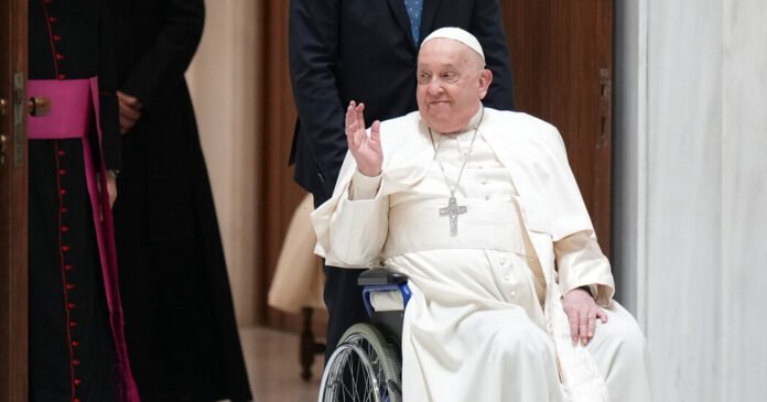 Headstrong Francis colocou a igreja acima de sua saúde, dizem os observadores do Vaticano
