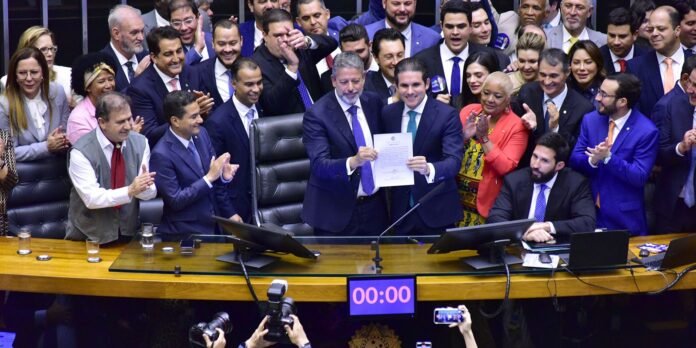 Hugo-Motta-e-eleito-presidente-da-Camara-dos-Deputados.jpg Hugo Motta é eleito presidente da Câmara dos Deputados