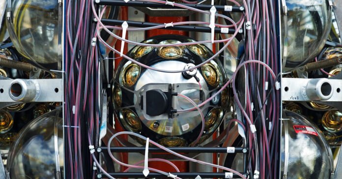 'UltraHigh Energy' Neutrino encontrado com um telescópio sob o mar
