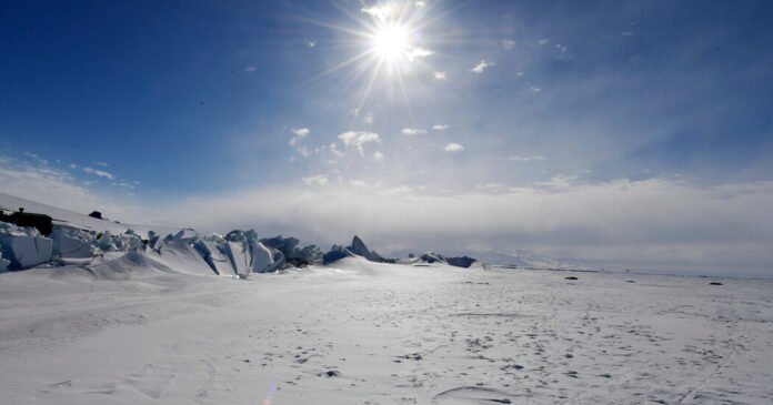 A África do Sul não removerá a equipe da Antártica após um ataque relatado
