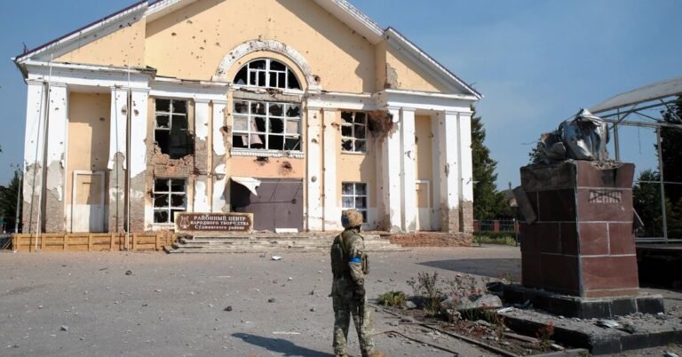 A Rússia começa a agressão à cidade ucraniana ocupada por Sudzha na região de Kursk
