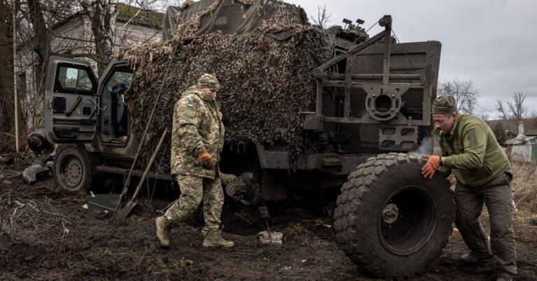 A Rússia pressiona ofensiva em Kursk em meio às negociações de cessar-fogo conosco
