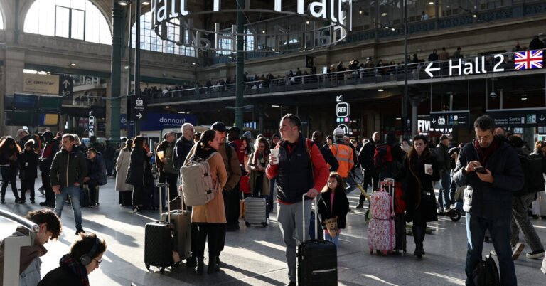 A bomba não explodida da Segunda Guerra Mundial encontrada em Gare du Nord em Paris interrompe os trens

