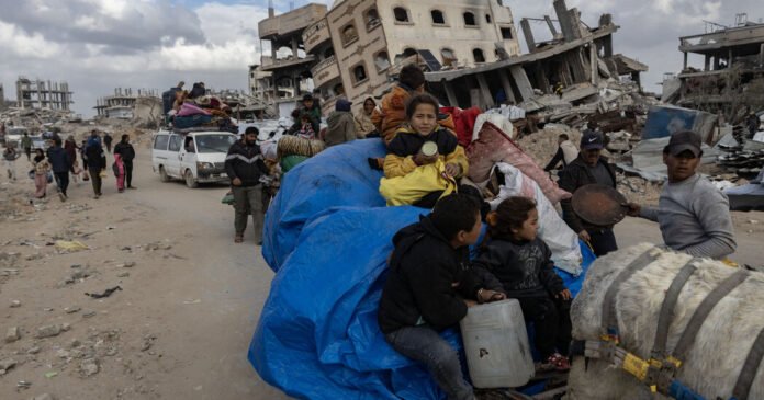 A ofensiva renovada de Israel em Gaza desloca os palestinos mais uma vez

