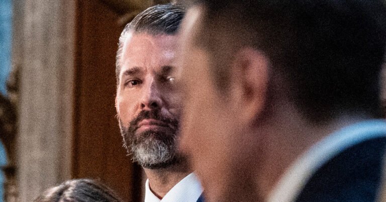 Donald Trump Jr. mistura negócios e política na Sérvia, como protestos lá raiva
