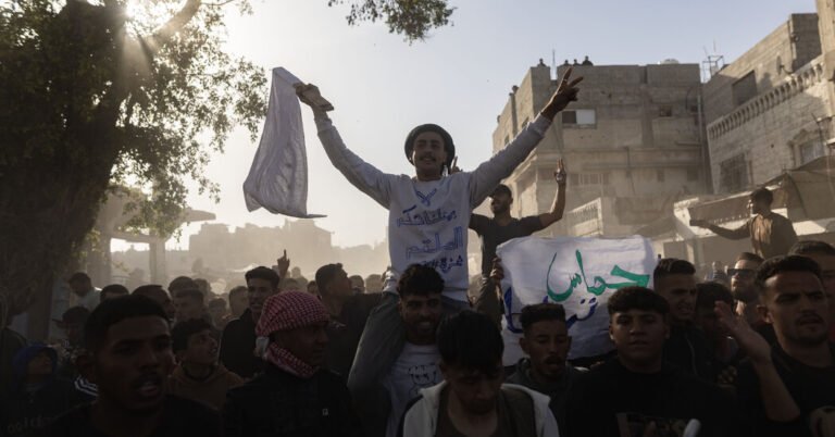 Gazans exigem terminação para 18 anos de regra do Hamas
