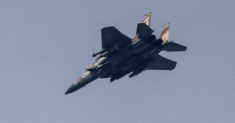 Israel realiza 'extensas greves' em Gaza
