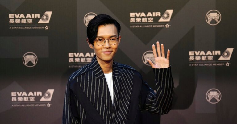 Khalil Fong, cantor e compositor de Hong Kong, morre em 41
