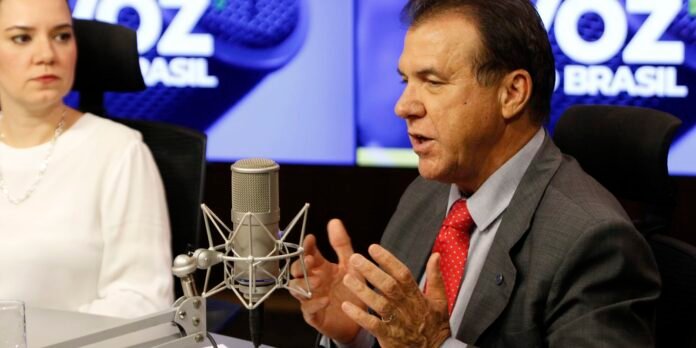Marinho recomenda cautela antes de tomar empréstimo