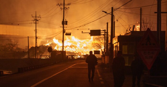Os incêndios da Coréia do Sul matam pelo menos 18 pessoas
