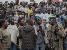 Riqueza e guerra capacitam um grupo militante apoiado por Ruanda no Congo
