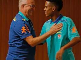 Seleção se apresenta em Brasília para jogo das Eliminatórias na quinta