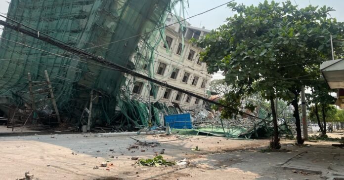 Toll em Mianmar Quake sobe para quase 700: atualizações ao vivo

