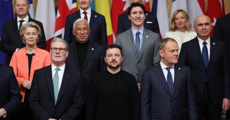 Zelensky se transforma em diplomacia em uma guerra com 'um longo caminho a percorrer'
