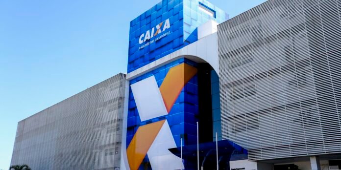 Caixa-libera-abono-salarial-para-nascidos-em-marco-e-abril.jpg Caixa libera abono salarial para nascidos em março e abril