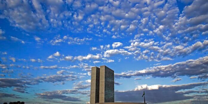 Conheca-o-perfil-dos-deputados-que-assinaram-urgencia-do-PL.jpg Conheça o perfil dos deputados que assinaram urgência do PL da Anistia