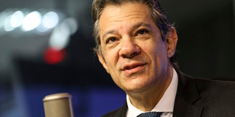 Governo brasileiro espera ser poupado de tarifaço de Trump