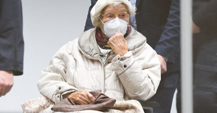 Irmgard-Furchner-secretario-de-um-centro-de-atrocidades-nazistas-morre.jpg Irmgard Furchner, secretário de um centro de atrocidades nazistas, morre aos 99