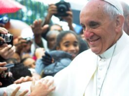 Movimentos sociais lamentam morte do "papa dos pobres"