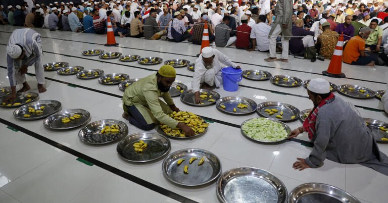 Não há partido como um partido Iftar para os aspirantes líderes de Bangladesh