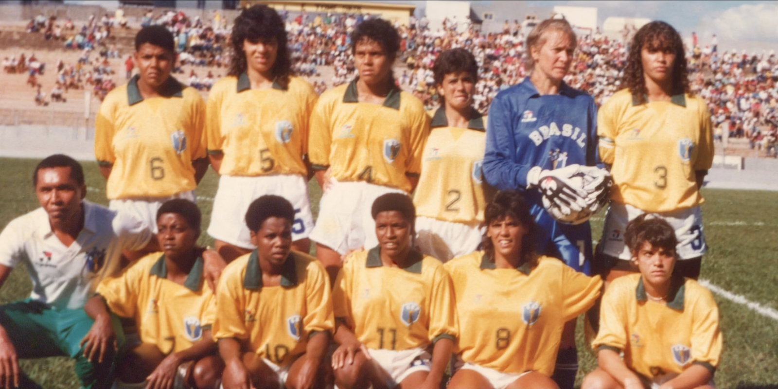 Primeira seleção feminina de futebol do Brasil é tema de documentário