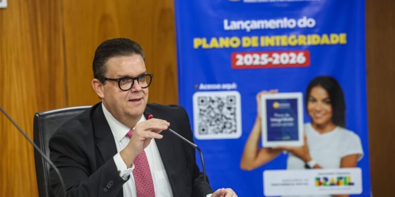 INSS deve corresponder à confiança de aposentados, diz ministro