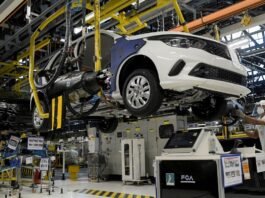 Indústria cai 0,5% em maio e recua pelo segundo mês seguido