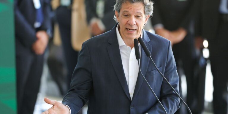 Ministro da Fazenda nega que vá alterar a meta fiscal