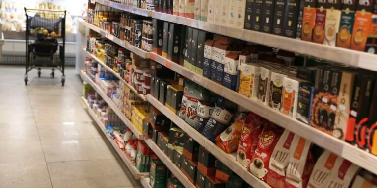 Preço da cesta básica cai em 24 capitais em agosto