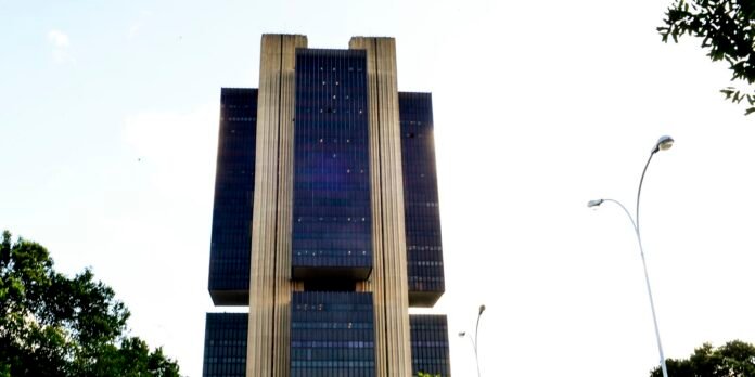 Banco-Central-passa-a-bloquear-chaves-Pix-usadas-em-golpes.jpg Banco Central passa a bloquear chaves Pix usadas em golpes e fraudes