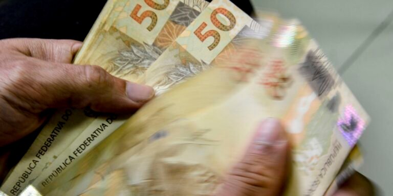 Senado ouve trabalhadores sobre aumento da faixa de isenção do IR
