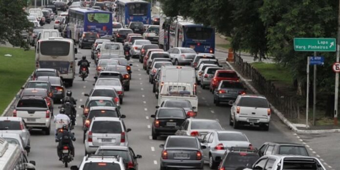 Camara-aprova-isencao-de-IPVA-para-veiculos-com-mais-de.jpg Câmara aprova isenção de IPVA para veículos com mais de 20 anos