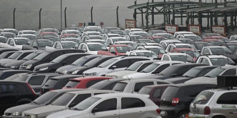 Fenabrave prevê crescimento de 3% para automóveis e comerciais leves