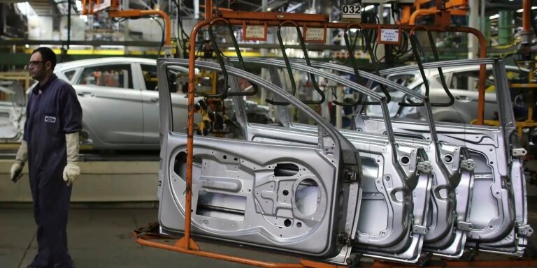 Indústria apresenta estabilidade em novembro de 2025
