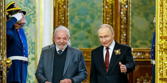 Lula-conversa-com-Putin-sobre-Venezuela-pos-ataques-dos-EUA.jpg Lula conversa com Putin sobre Venezuela pós ataques dos EUA