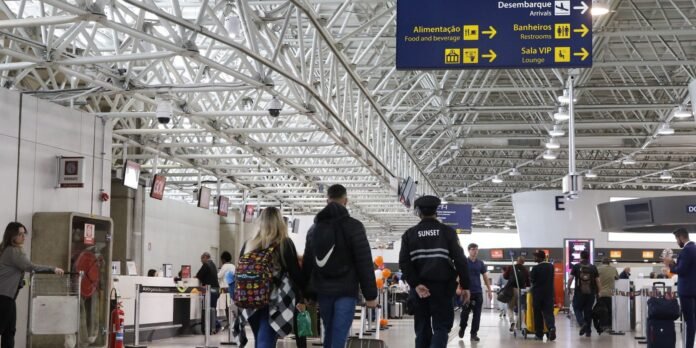 Ministerio-de-Portos-e-Aeroportos-anuncia-40-leiloes-para-2026.jpg Ministério de Portos e Aeroportos anuncia 40 leilões para 2026
