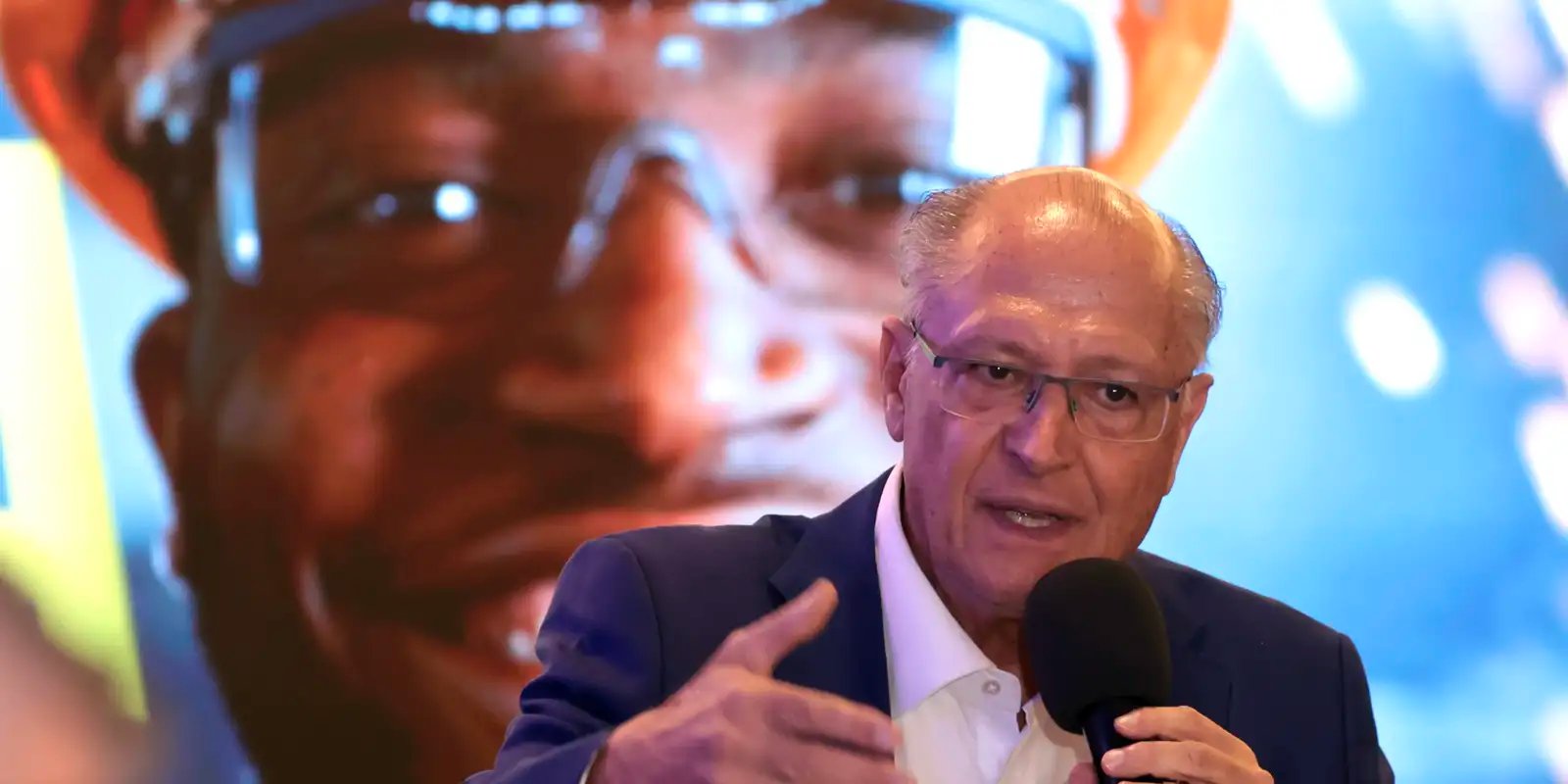 Alckmin-Acordo-Mercosul-Uniao-Europeia-deve-entrar-em-vigor-em-maio.jpeg Alckmin: Acordo Mercosul-União Europeia deve entrar em vigor em maio