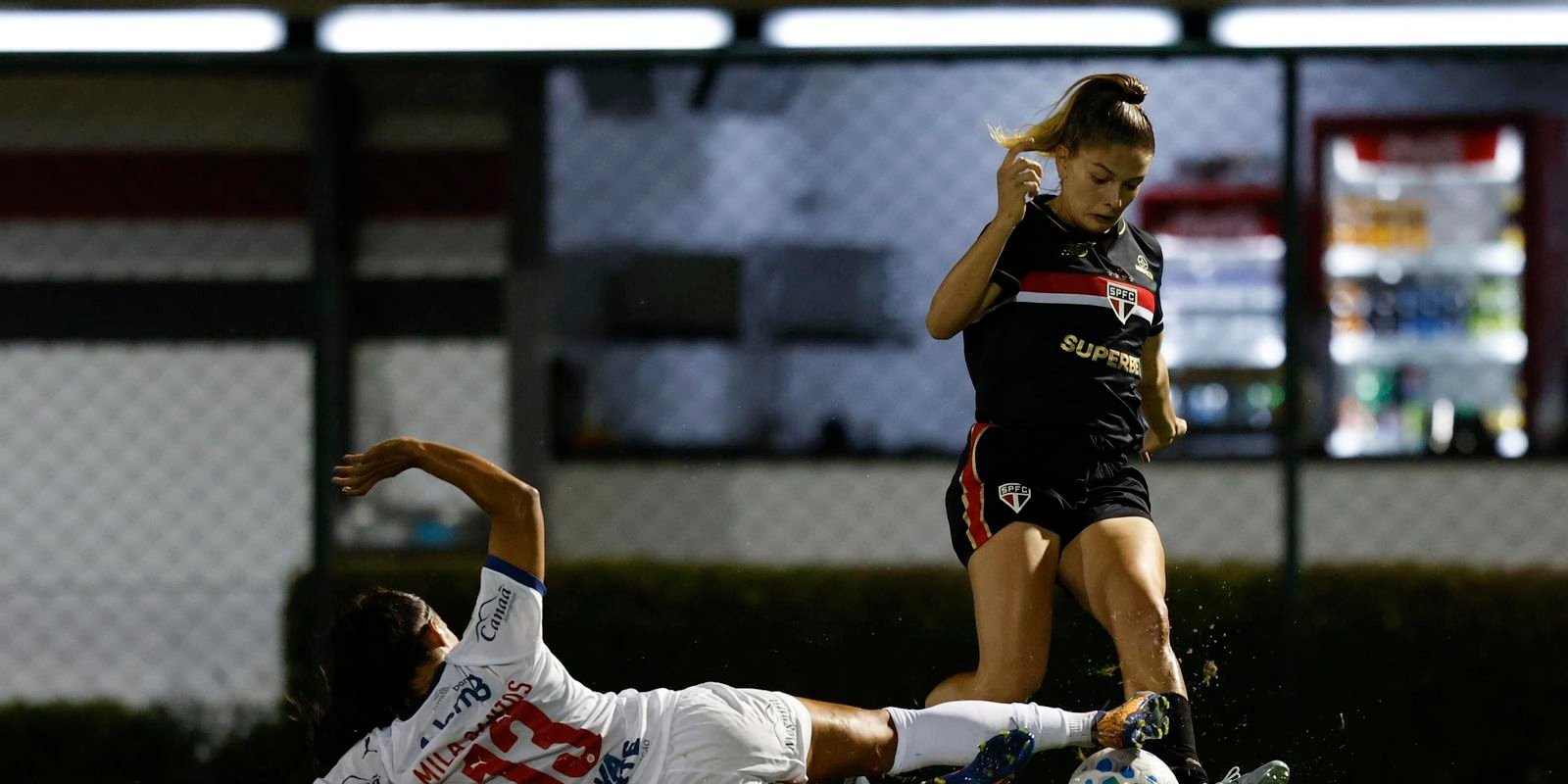 Ataque-funciona-e-Sao-Paulo-derrota-Bahia-no-Brasileiro-Feminino.jpg Ataque funciona e São Paulo derrota Bahia no Brasileiro Feminino