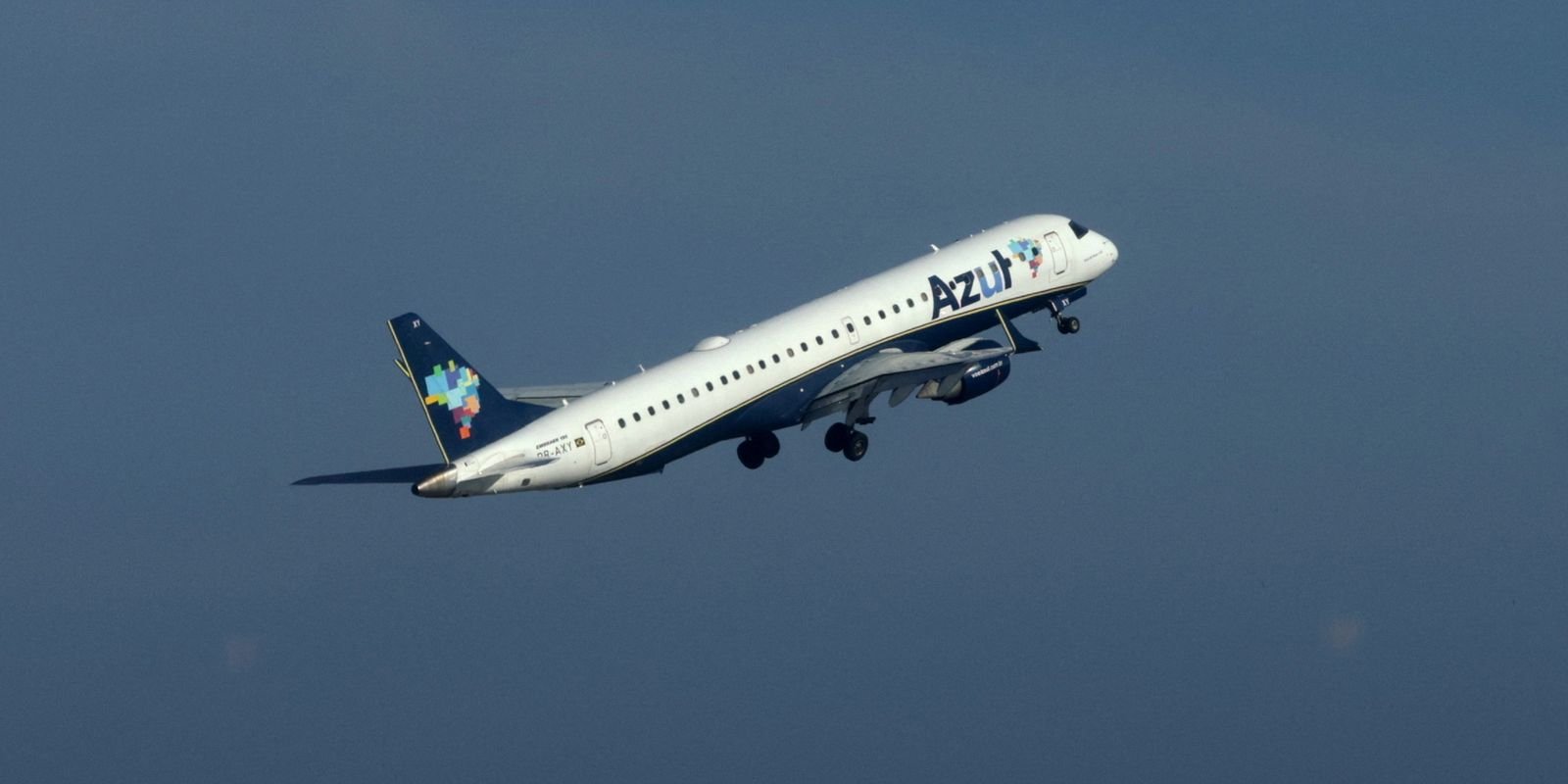 Azul-fecha-acordo-de-US-200-milhoes-com-American-e.jpg Azul fecha acordo de US$ 200 milhões com American e United Airlines