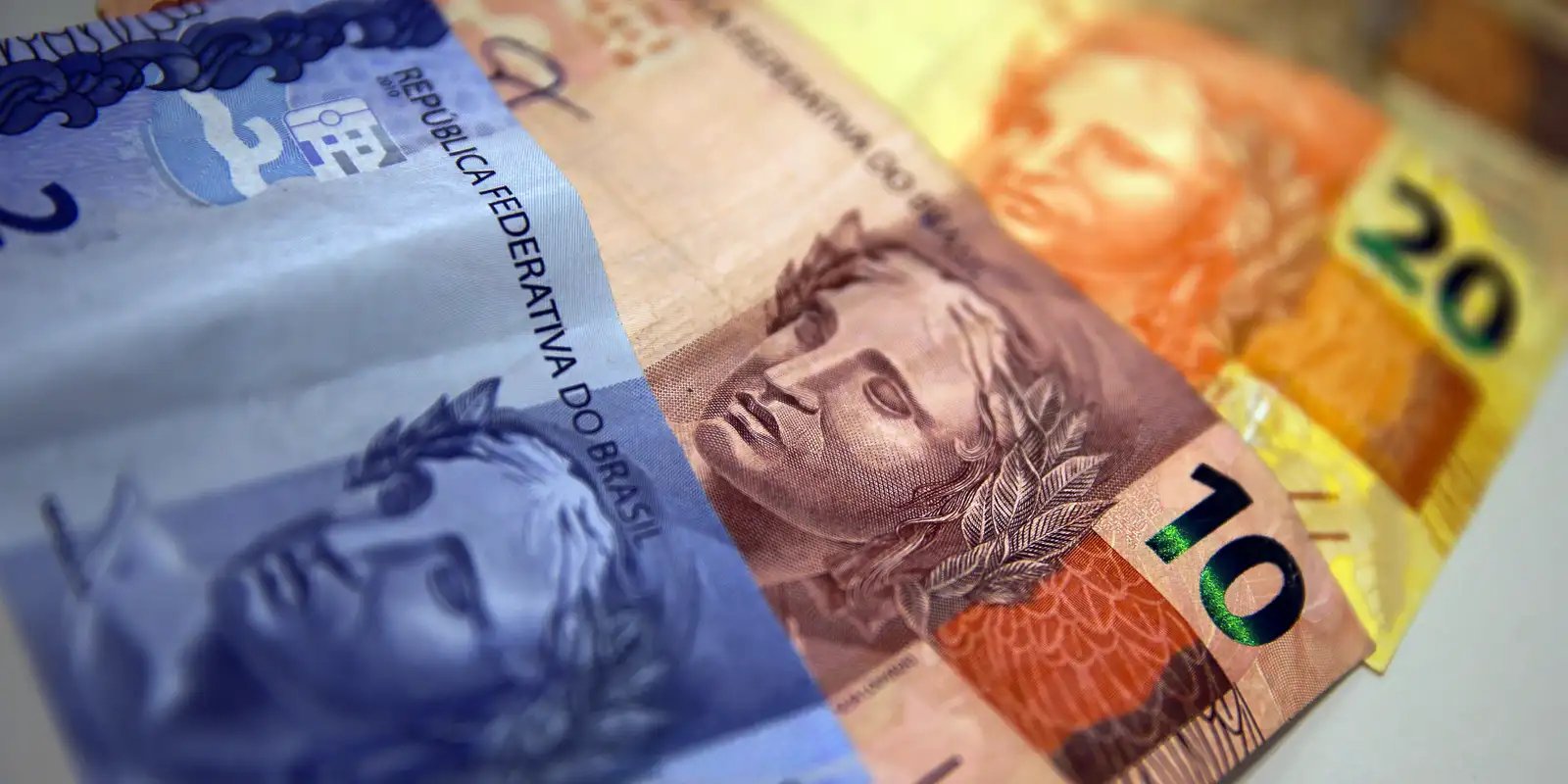 Mercado-reduz-previsao-da-inflacao-para-395-este-ano.jpg Mercado reduz previsão da inflação para 3,95% este ano