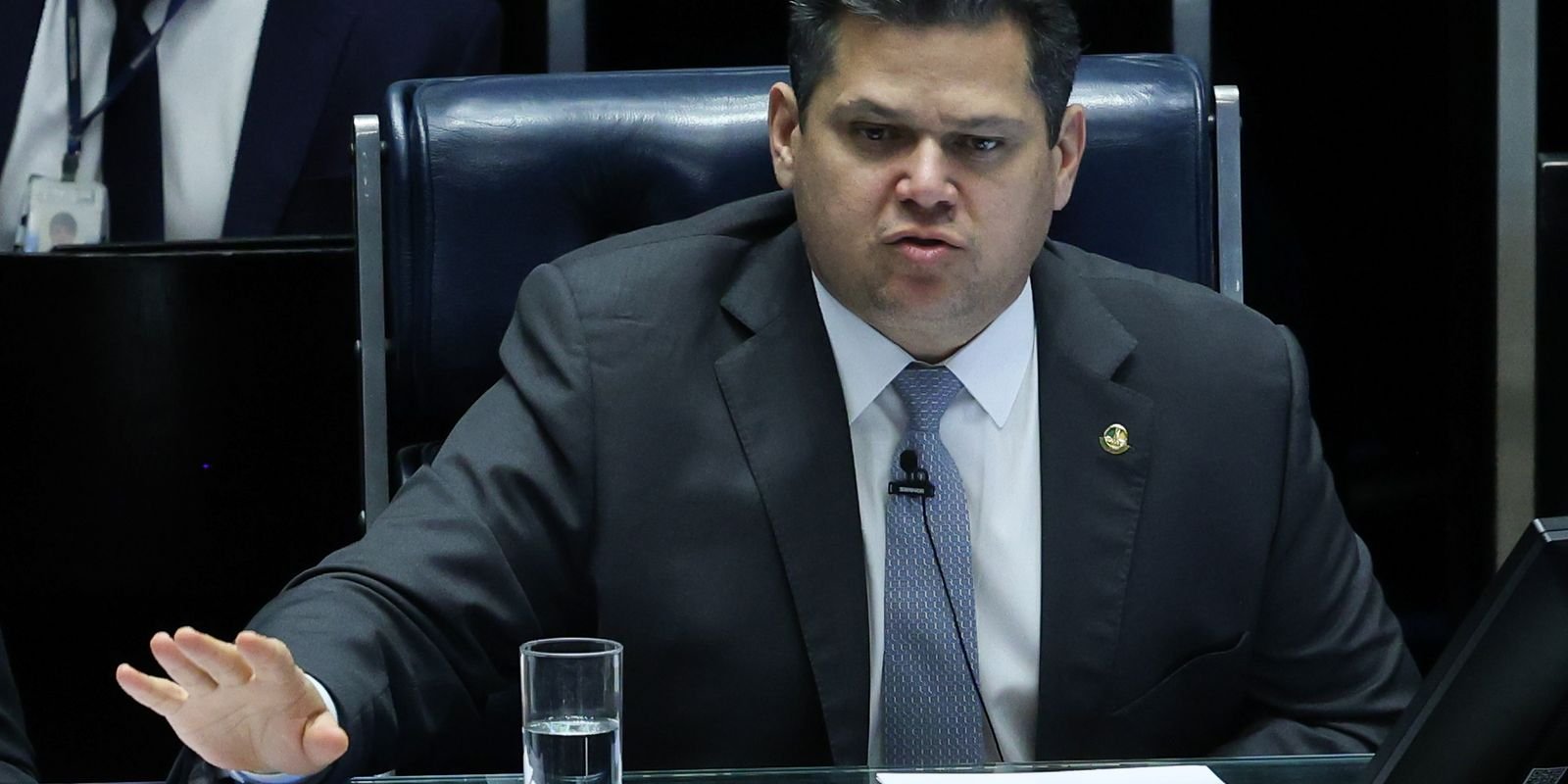 Parlamentares-pedem-a-Alcolumbre-nulidade-de-votacao-em-CPMI-do.jpg Parlamentares pedem a Alcolumbre nulidade de votação em CPMI do INSS