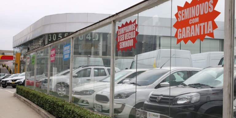 Produção e venda de veículos caem em janeiro, aponta Anfavea