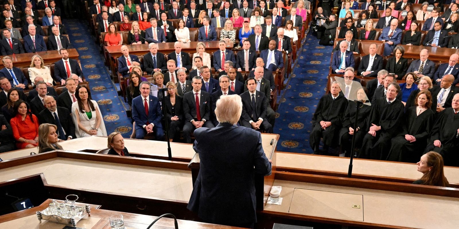 Trump-proclama-era-de-ouro-em-discurso-sobre-estado-da.jpg Trump proclama "era de ouro" em discurso sobre estado da União