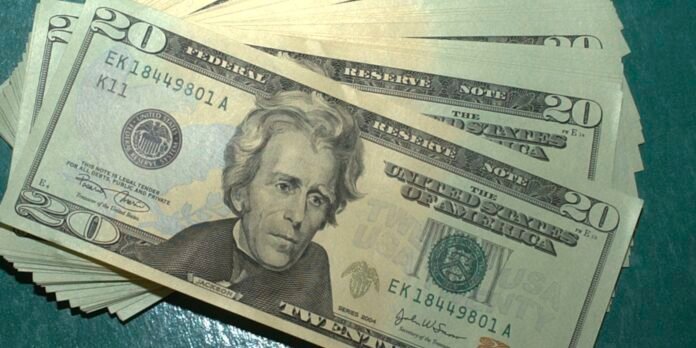 Apesar-de-guerra-dolar-cai-127-e-bolsa-sobe-3.jpg Apesar de guerra, dólar cai 1,27%, e bolsa sobe 3% na semana