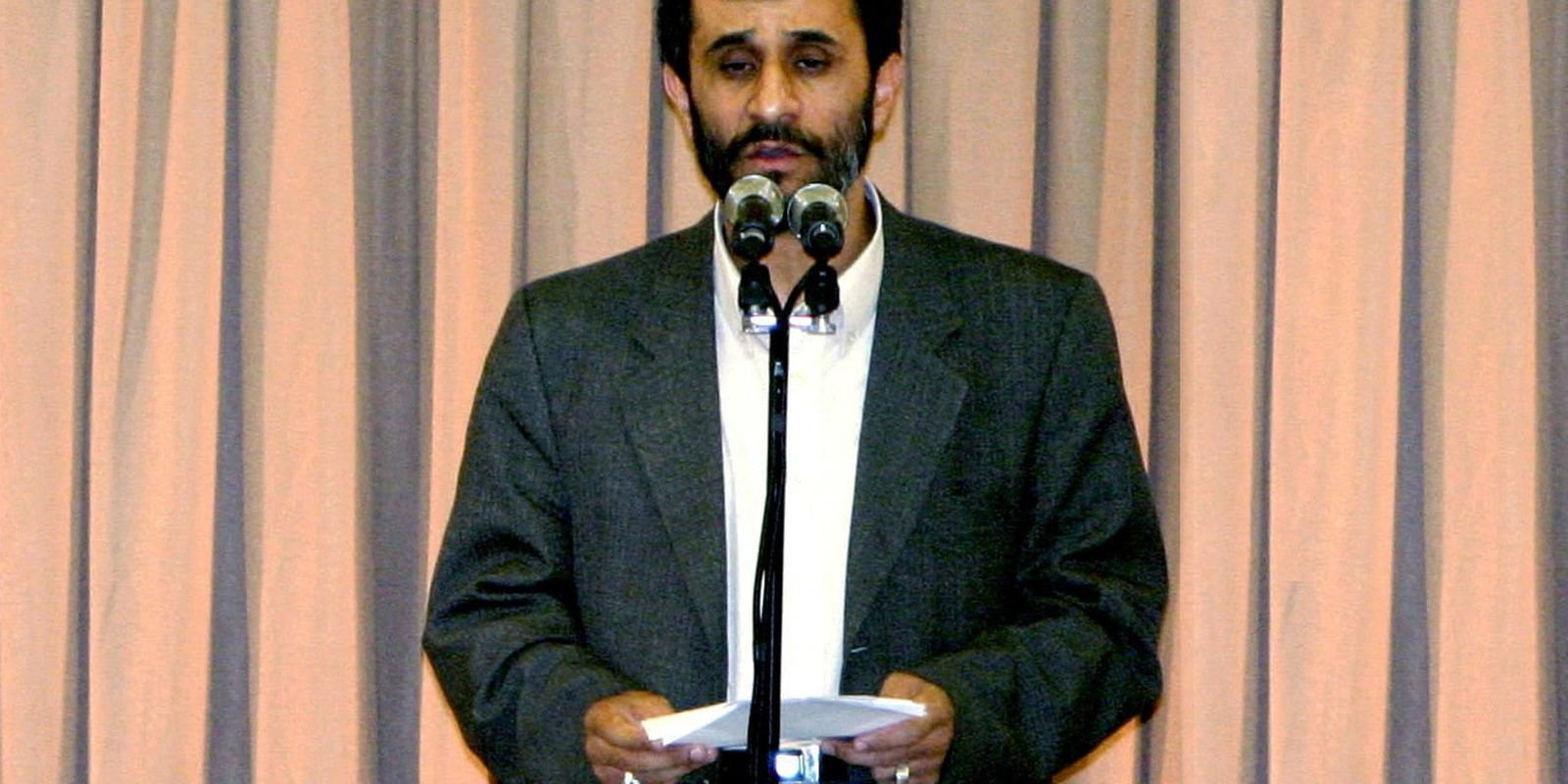 Bombardeio-a-Teera-mata-ex-presidente-iraniano-Mahmoud-Ahmadinejad.jpg Bombardeio a Teerã mata ex-presidente iraniano Mahmoud Ahmadinejad